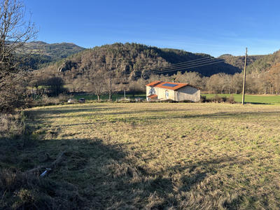 Terrain - 2 000 m²