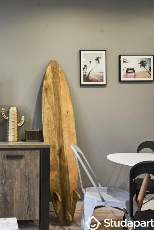 Chambre - 12 m² - 1 pièce