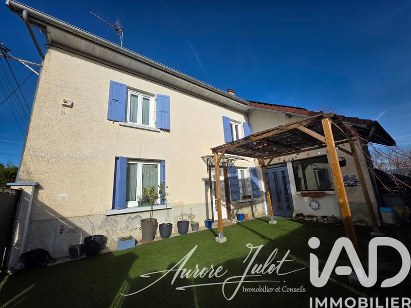 Maison - 103 m² - 6 pièces