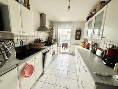 Appartement - 81 m² - 4 pièces