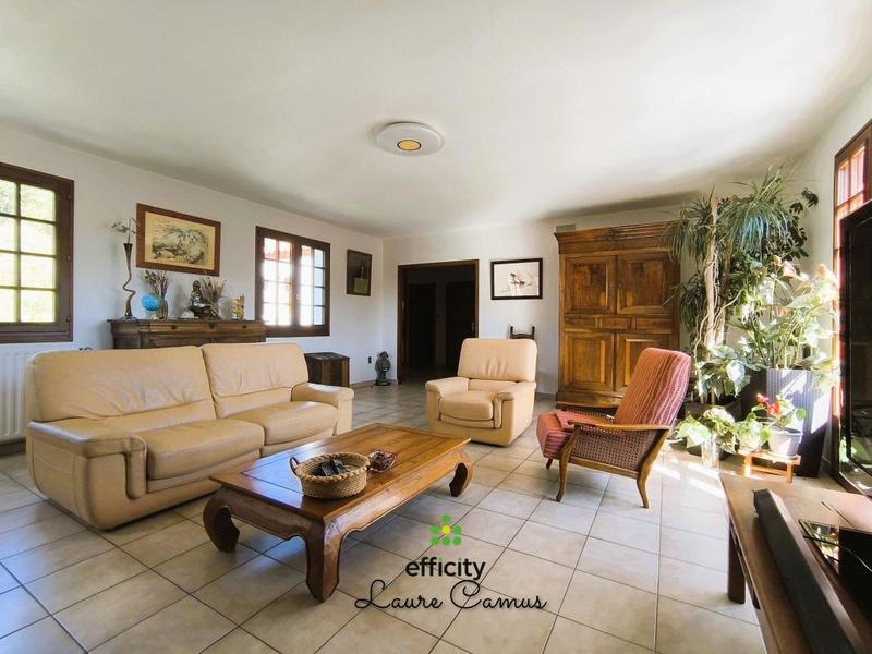 Maison - 122 m² - 4 pièces