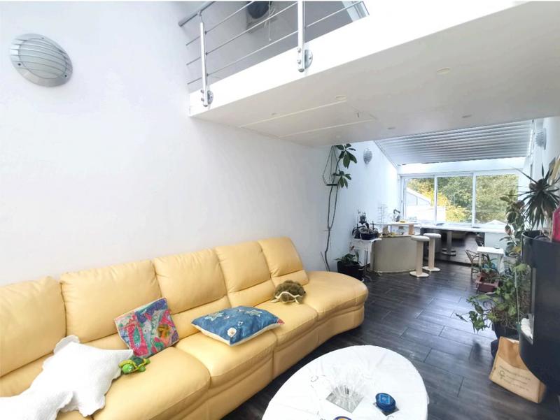 Pavillon - 202 m² - 9 pièces