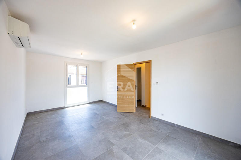 Maison - 98 m² - 3 pièces