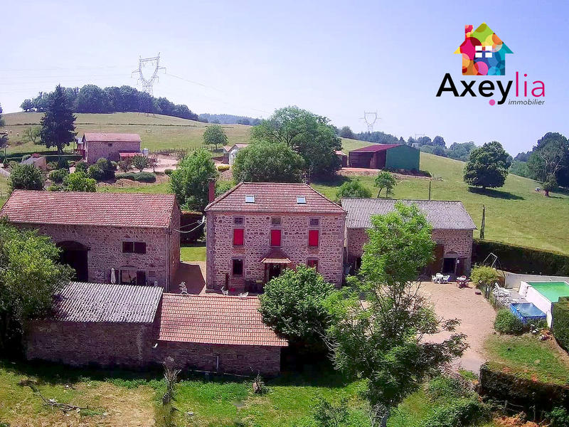 Maison - 257 m² - 7 pièces