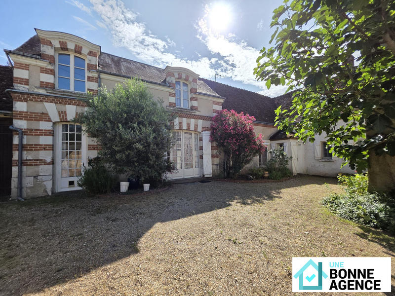 Maison - 223 m² - 8 pièces