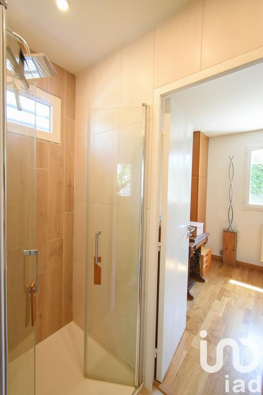 Maison - 97 m² - 5 pièces