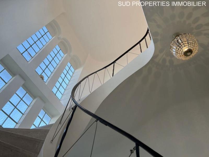 Villa - 247 m² - 7 pièces