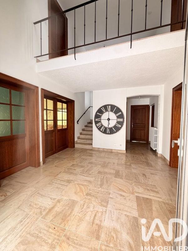 Maison - 171 m² - 7 pièces