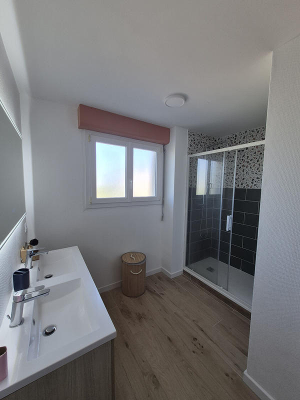 Maison - 115 m² - 6 pièces