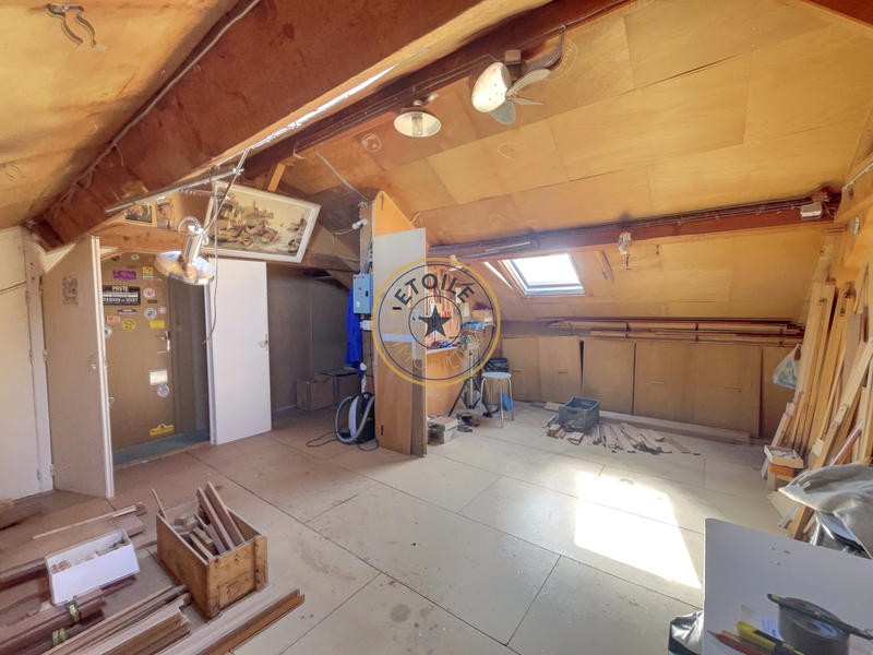 Maison - 92 m² - 5 pièces