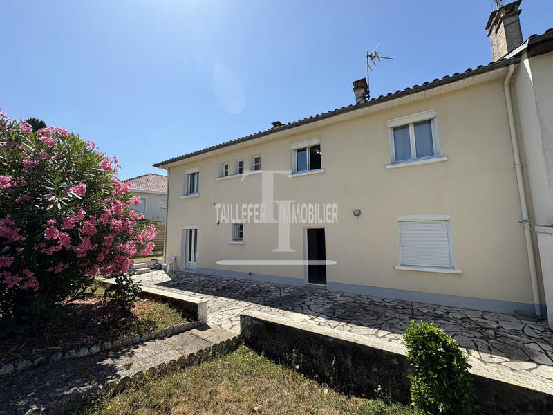 Maison - 144 m² - 6 pièces