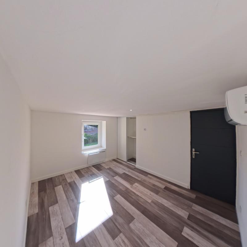 Maison - 94 m² - 5 pièces