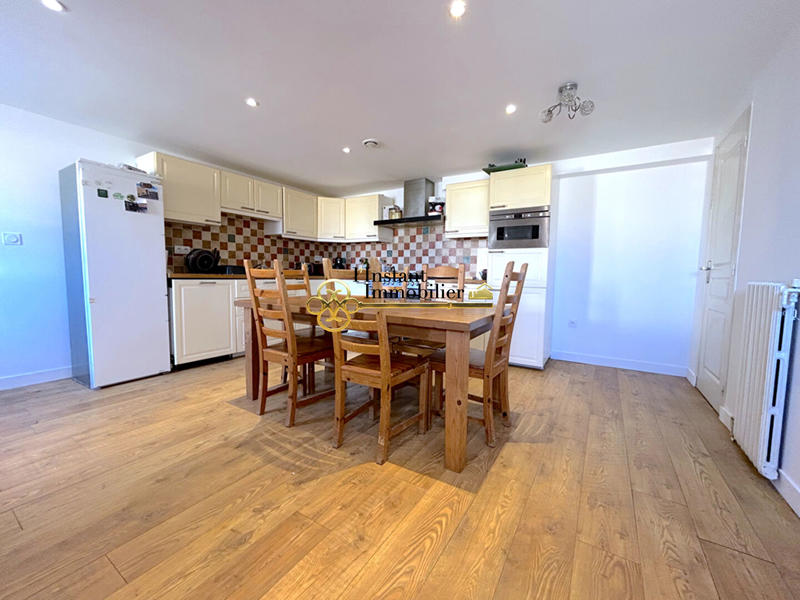 Maison - 100 m² - 5 pièces