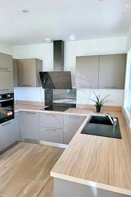 Maison jumelée - 104 m² - 4 pièces