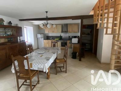 Maison - 120 m² - 4 pièces