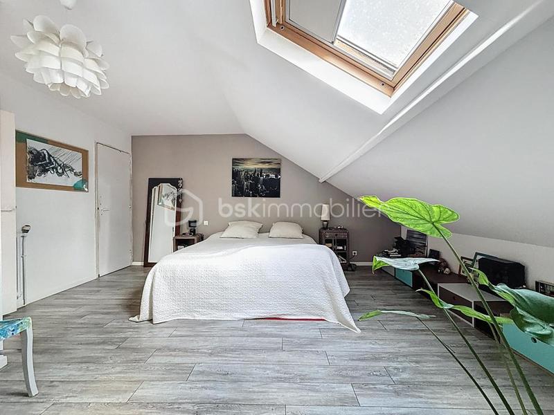 Maison - 122 m² - 6 pièces