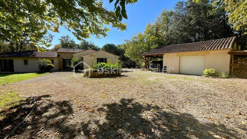 Maison - 178 m² - 6 pièces