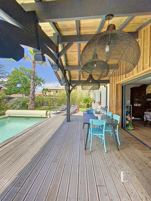 Maison contemporaine - 105 m² - 5 pièces