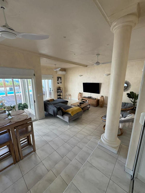 Maison - 190 m² - 8 pièces