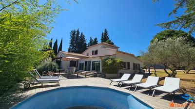 Villa - 171 m² - 6 pièces