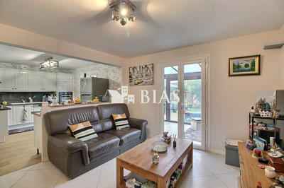 Maison - 122 m² - 5 pièces