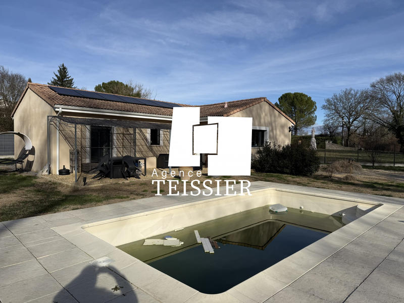 Villa - 99 m² - 4 pièces