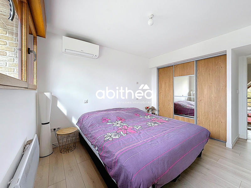 Maison - 200 m² - 9 pièces