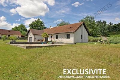 Maison - 122 m² - 4 pièces