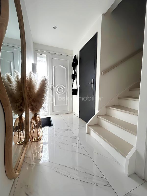 Maison de ville - 86 m² - 5 pièces