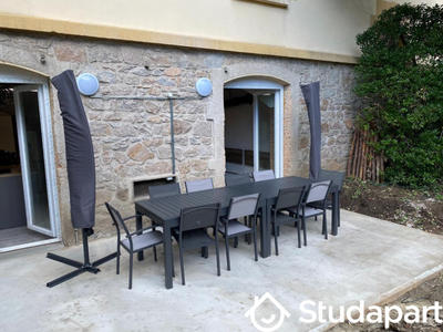 Chambre - 14 m² - 1 pièce