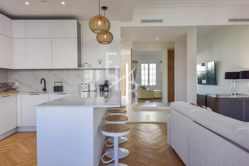 Appartement - 118 m² - 4 pièces