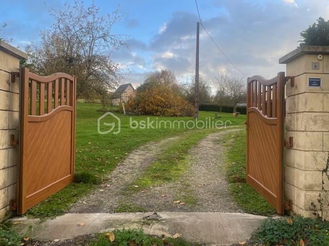 Maison traditionnelle - 184 m² - 9 pièces