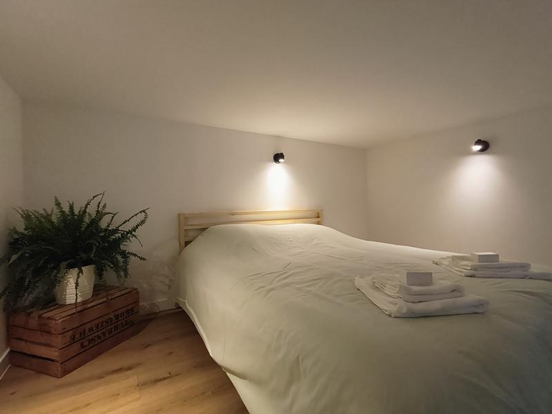 Duplex - 15 m² - 1 pièce