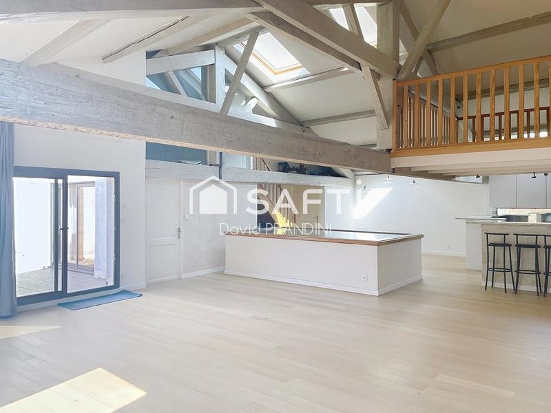 Appartement - 152 m² - 4 pièces