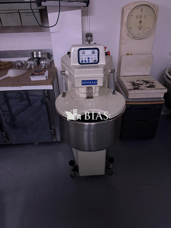 Fonds de commerce - 130 m²