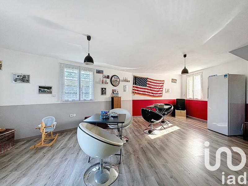 Maison - 204 m² - 7 pièces