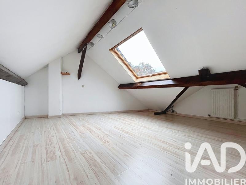 Maison - 215 m² - 8 pièces