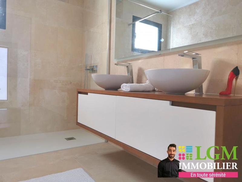 Villa - 183 m² - 6 pièces