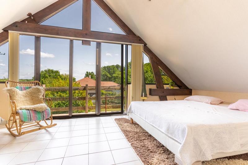 Propriété - 164 m² - 6 pièces