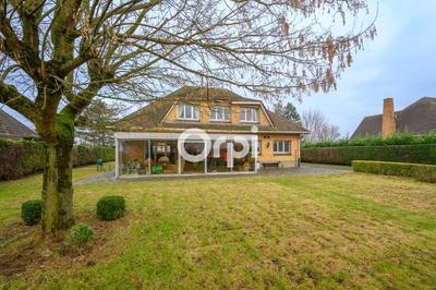 Maison - 226 m² - 8 pièces