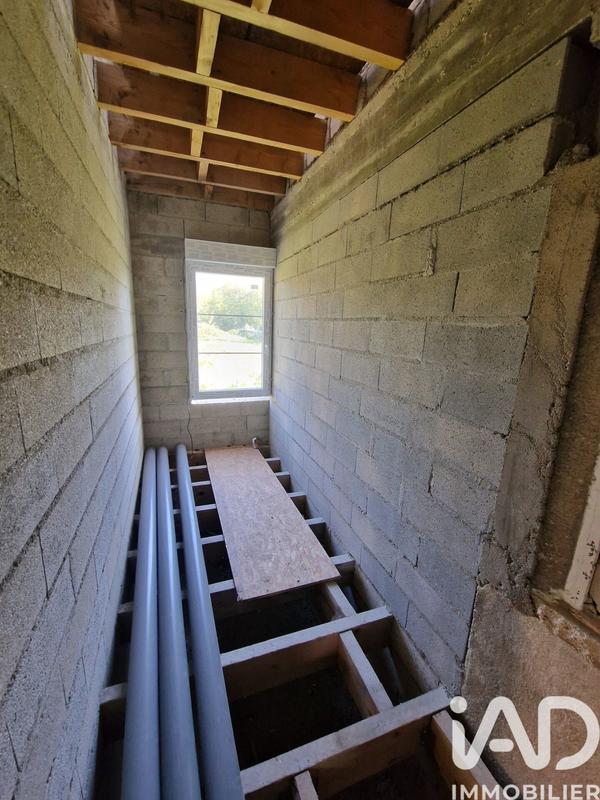 Maison - 104 m² - 4 pièces