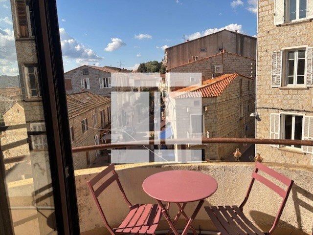 Appartement - 76 m² - 3 pièces