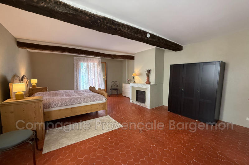 Maison de village - 204 m² - 2 pièces