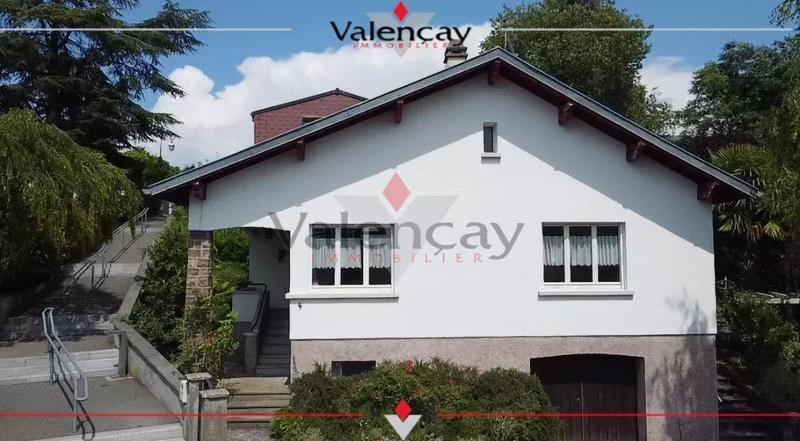 Maison - 90 m² - 5 pièces