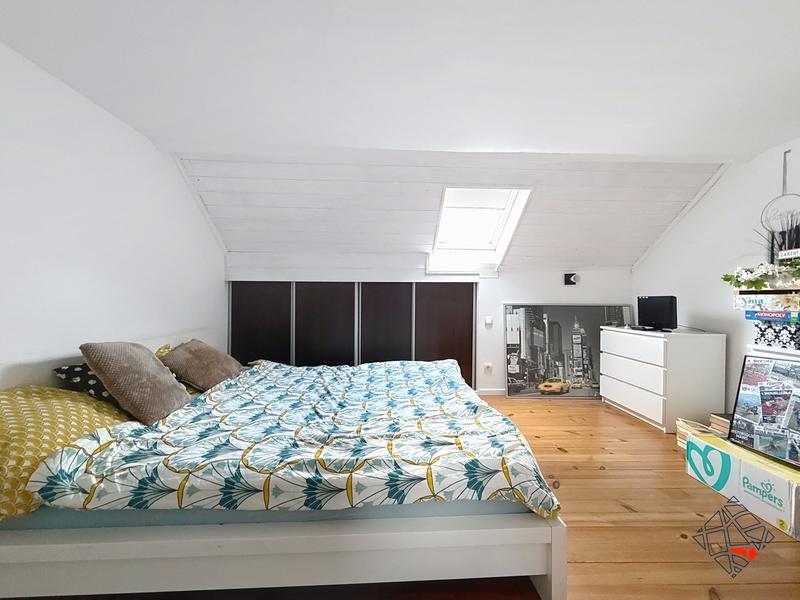 Maison - 96 m² - 5 pièces