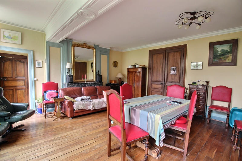 Demeure - 186 m² - 7 pièces