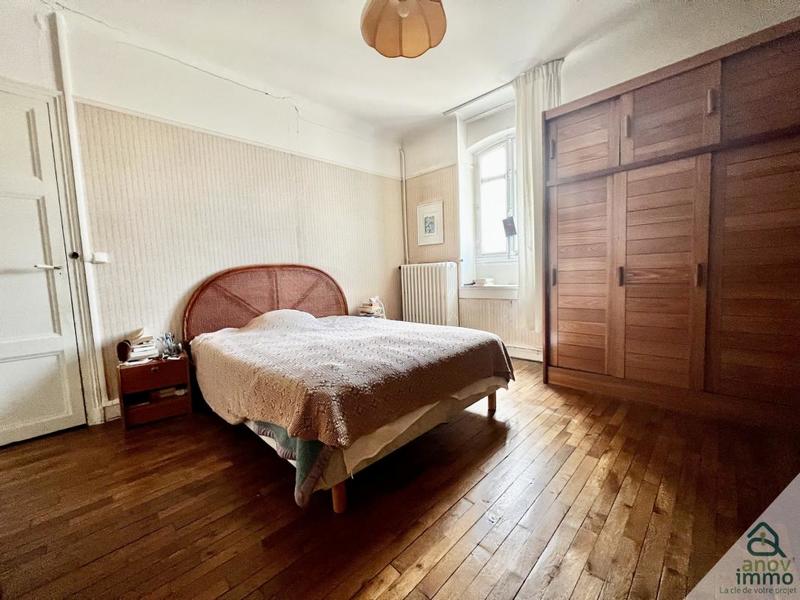 Appartement - 133 m² - 5 pièces