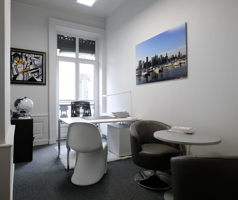 Bureau - 150 m² - 6 pièces