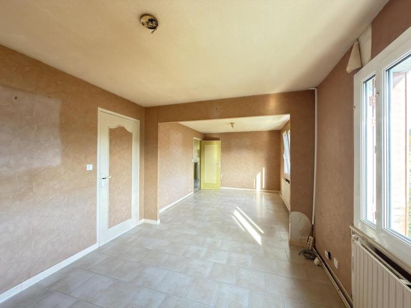 Maison - 82 m² - 5 pièces