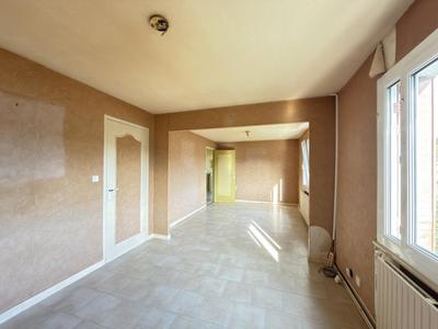 Maison - 82 m² - 5 pièces